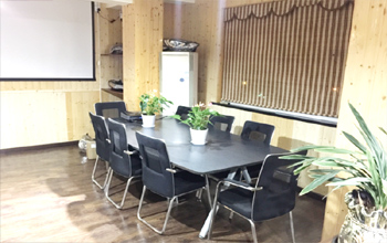 Office area at a glance